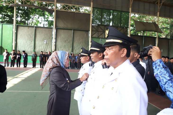 Maksimalkan kinerja OPD, Bupati Serang lantik 182 pejabat