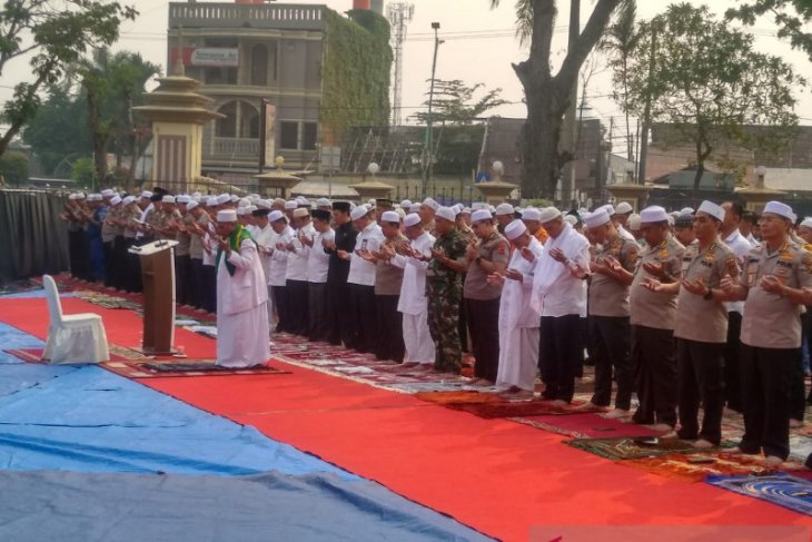 Polda Jambi gelar sholat istisqo