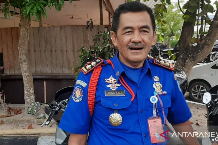 Petugas kebakaran tidak berhasil padamkan api di kawasan Gunung Maras
