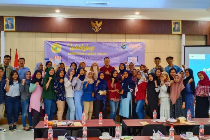 FEB Untirta kembangkan bisnis online melalui workshop manajemen