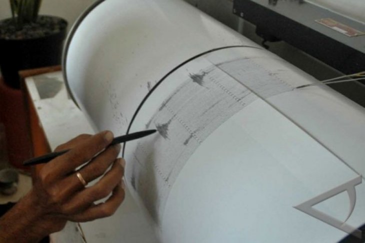 Gempa Jatim disebabkan deformasi batuan Lempeng Indo-Australia