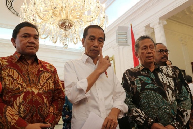 Setelah ditetapkan tersangka oleh KPK, Menpora Imam Nahrawi ajukan pengunduran diri ke Presiden