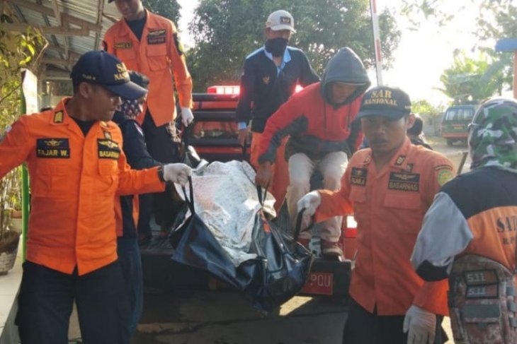 Tim SAR temukan seluruh korban perahu terbalik di Cilacap