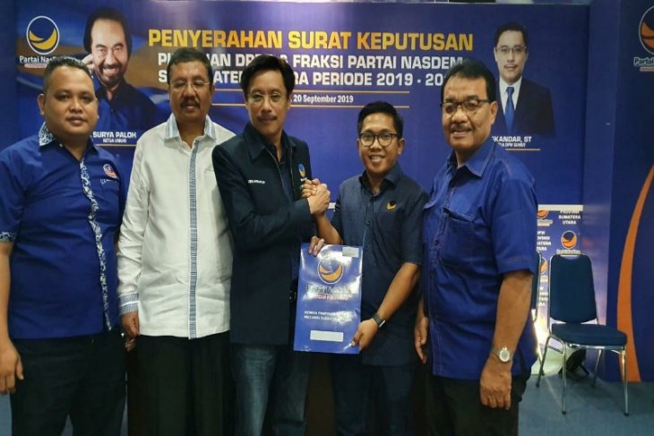 DPP Partai NasDem serahkan SK Ketua DPRD Sibolga kepada Akhmad Syukri