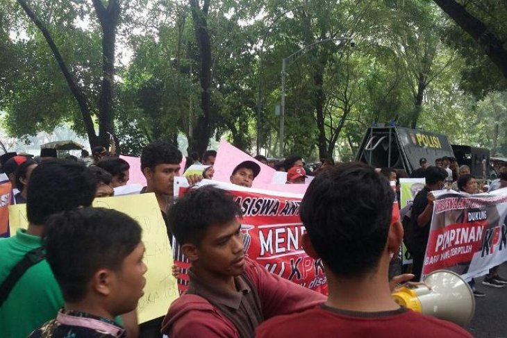 Mahasiswa Anti Korupsi dukung pimpinan KPK terpilih
