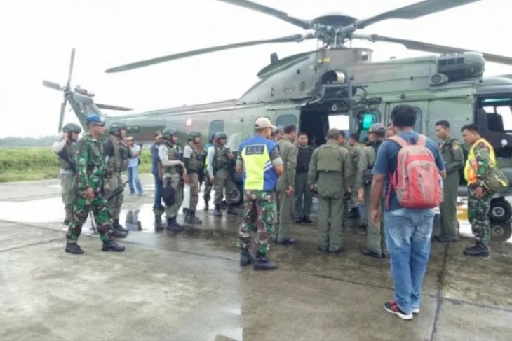 Tim SAR temukan puing diduga pesawat Twin Otter
