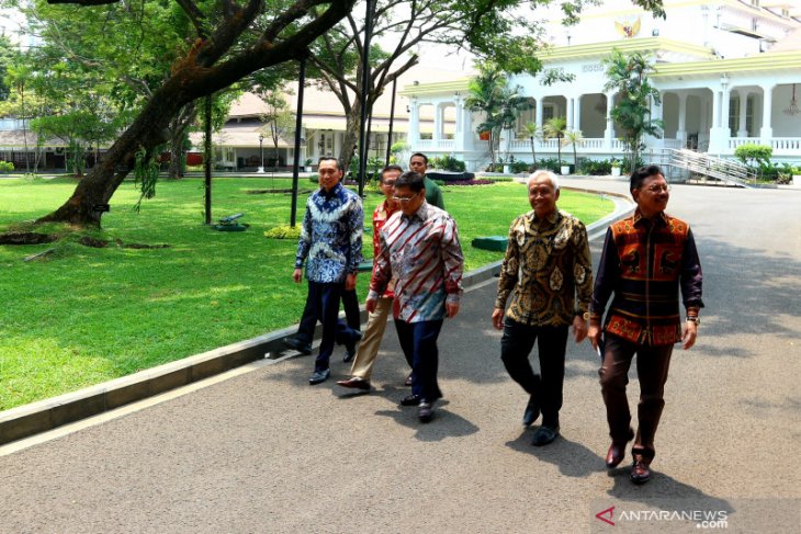 Pimpinan DPR RI bertemu Presiden Jokowi di Istana Merdeka Jakarta