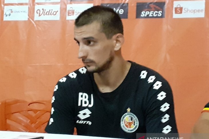 Cetak gol perdana bagi Semen Padang, Flavio Beck Junior bahagia