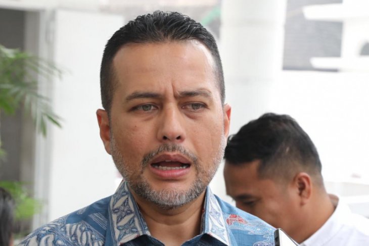 Buntut kasus uang hilang Rp1,6 miliar, Gubernur Sumut copot tiga pejabat