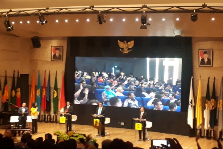 Debat tiga calon rektor UI dihadiri dua menteri