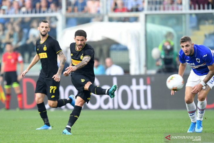 Inter rebut lagi puncak klasemen setelah taklukkan Sampdoria