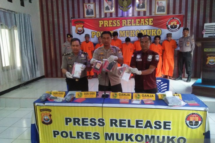 Polres Mukomuko kembangkan kasus narkotika di perbatasan Sumbar
