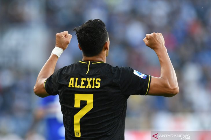 Inter Milan membuat Alexis Sanchez jatuh cinta lagi dengan sepak bola