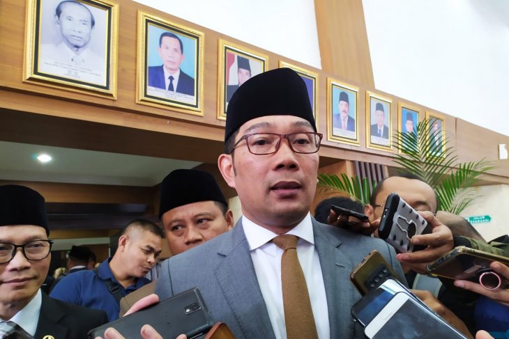 Kang Emil minta Unpad buat pusat penelitian di Jabar