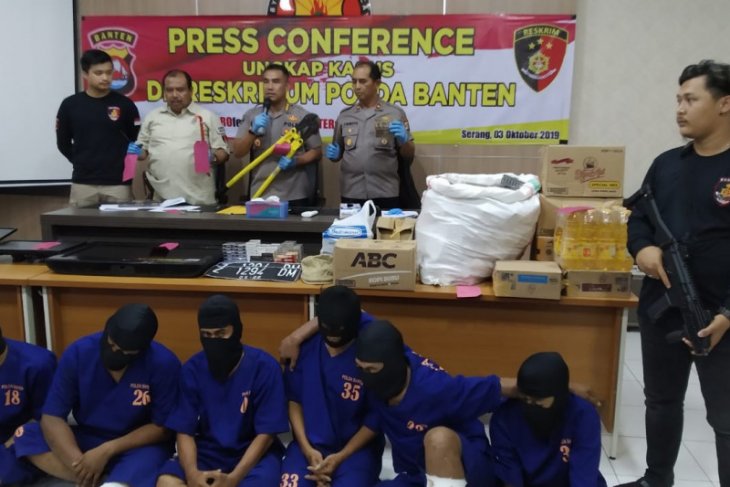 Ditreskrimum Polda Banten ungkap 15 pencurian mini market, bekuk tujuh tersangka