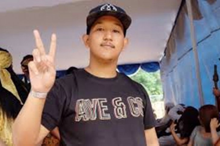 Artis Rifat Umar ditangkap dan ditetapkan sebagai tersangka penyalaahgunaan narkoba
