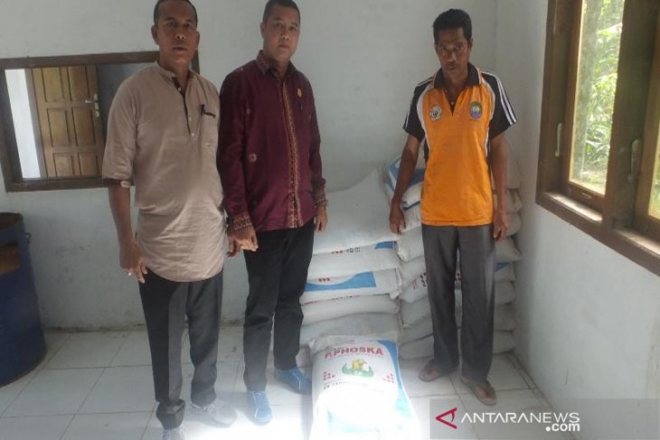 DPRK Abdya desak polisi selidiki pengadaan pupuk di Tangan-Tangan