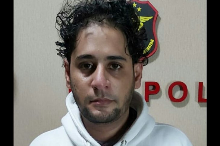 Menantu Elvy Sukaesih diamankan polisi