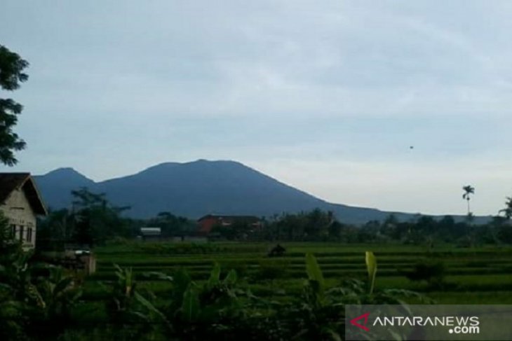Jalur pendakian Gunung Gede Pangrango aman selama musim kemarau