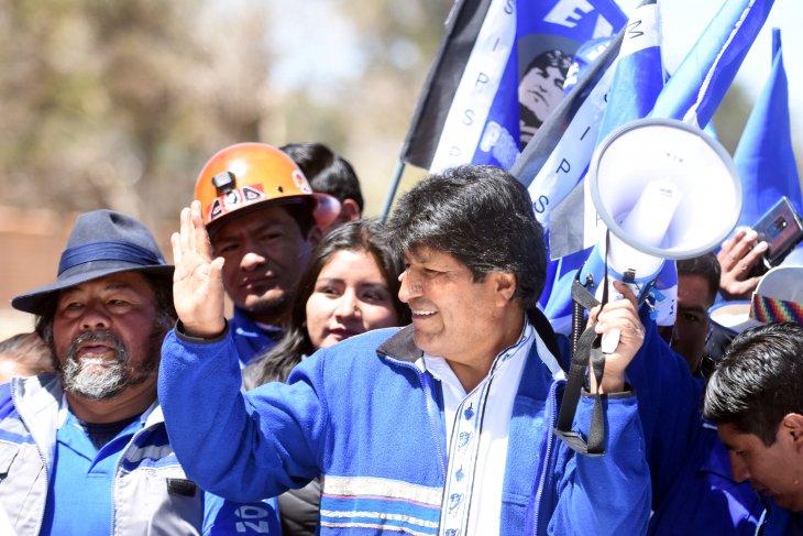 Tokoh penentang tiba di Bolivia untuk melengserkan Presiden Morales