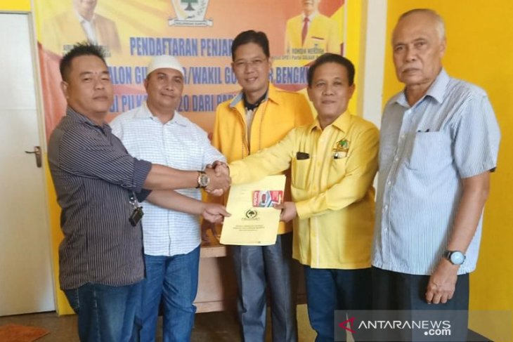 Maju Pilgub Bengkulu, Agusrin
