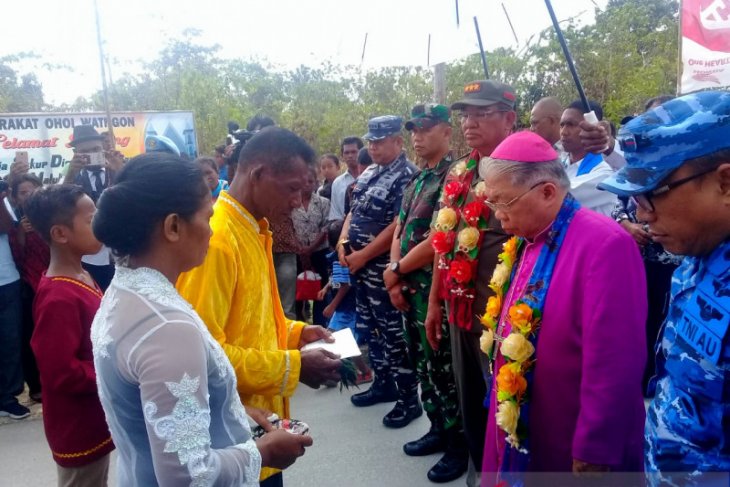 Peresmian Gereja Watngon motivasi pembangunan rumah ibadah