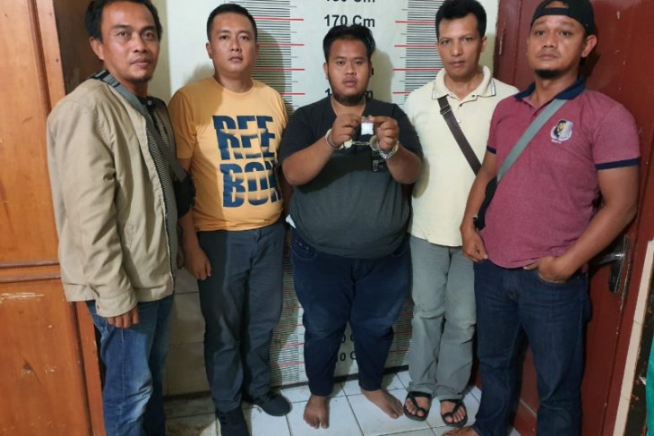 Polisi Stabat ringkus supir angkot miliki narkotika