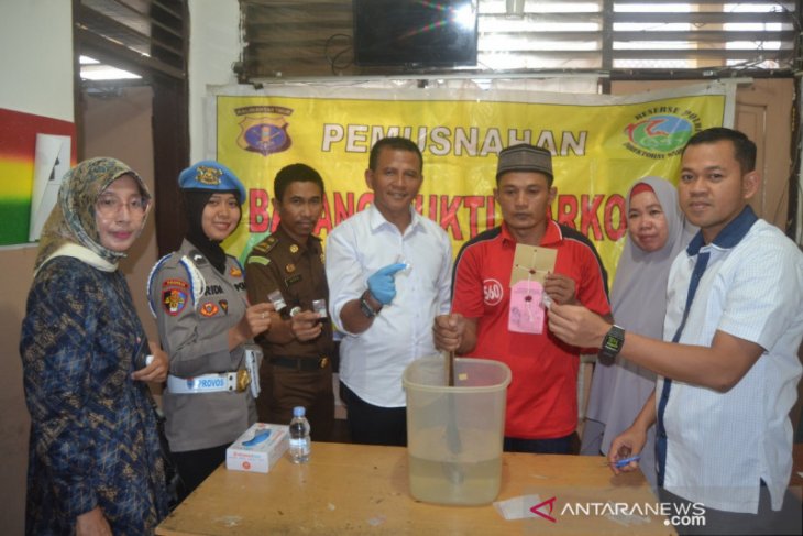 Polres Paser Musnahkan 61,6 Gram Sabu- Sabu