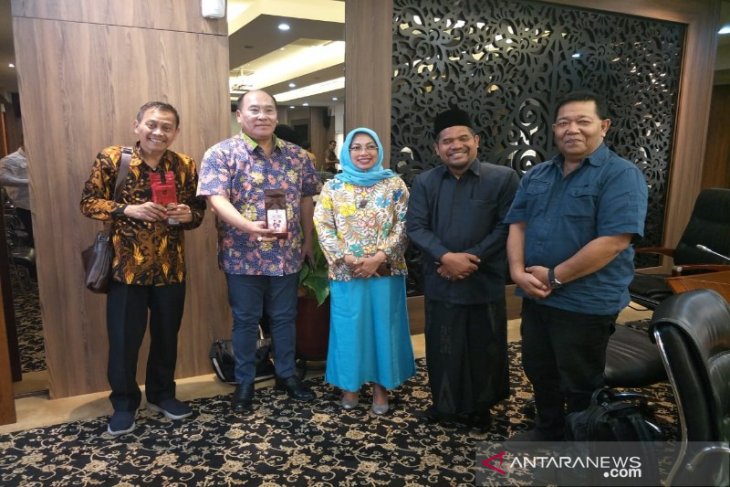 Bupati dan Kemenko Perekonomian bahas Pengembangan holtikultura di Madina