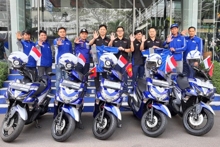 Touring Yamaha