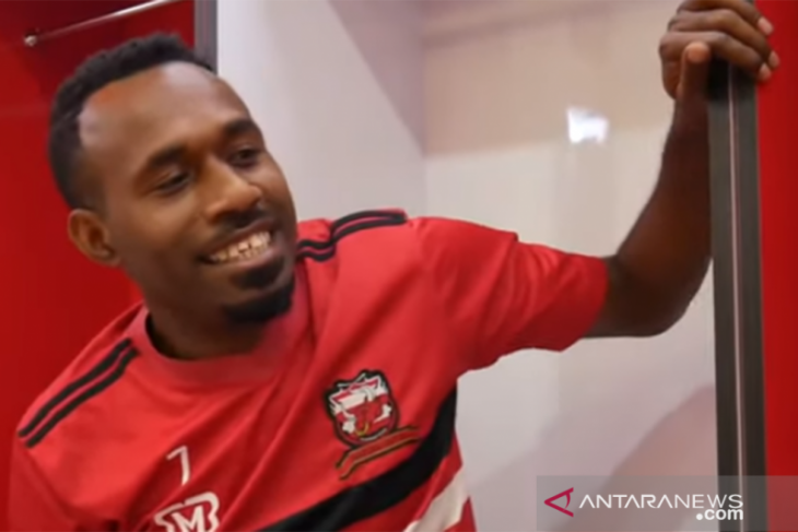 Pesepak bola asal Papua merasa aman di Madura