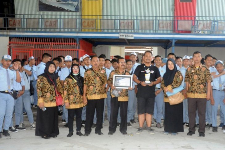 SMK Purwodadi kunjungi Autometallic di Gianyar