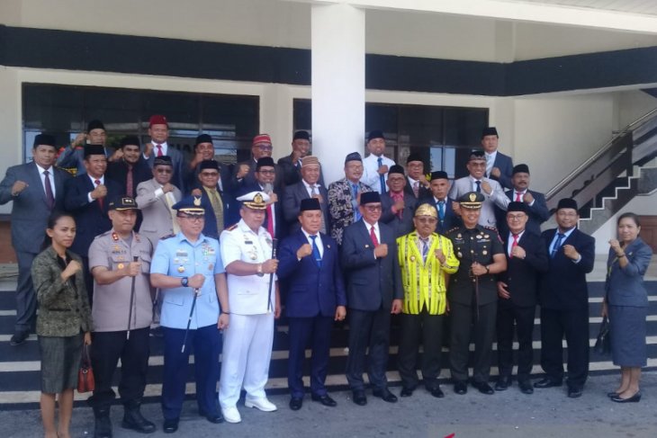 Bupati Perubahan nama kabupaten Malra demi kemakmuran rakyat