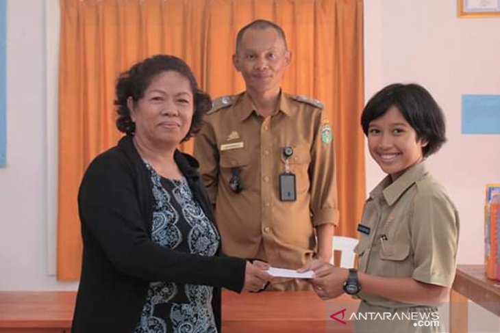Siswi SMP jadi kepala desa di Lutim