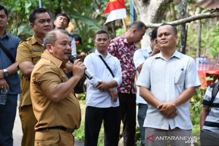 Pemkot Gunungsitoli apresiasi program lampu pedesaan
