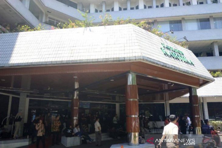 Ragam peristiwa kemarin - Korban demo pelajar meninggal dunia, hingga pemeriksaan Novel Bamukmin