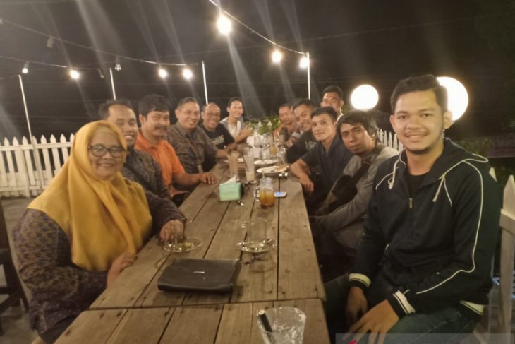 PLN Ketapang ajak Wartawan Ngopi Bareng pererat silaturahim