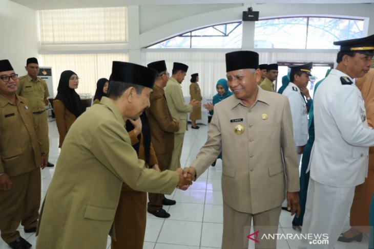 Bupati Asahan Rotasi 10 Camat dan pejabat
