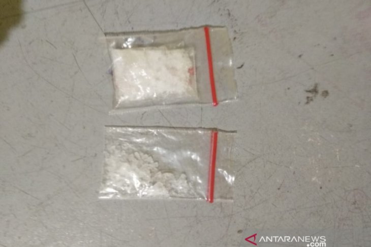 Oknum Kades di Serasan diperiksa polisi karena narkoba