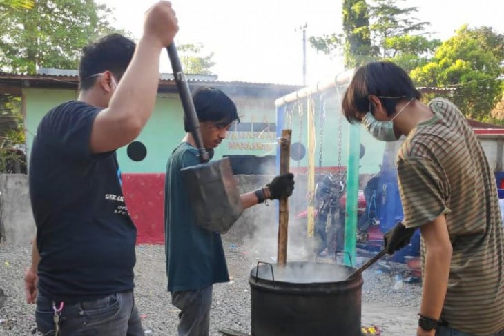 Dosen Unibos buat