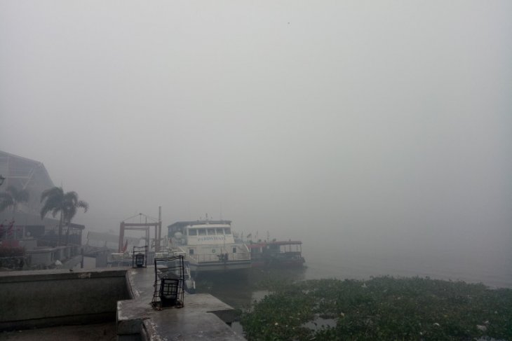 Kabut asap di Palembang semakin parah