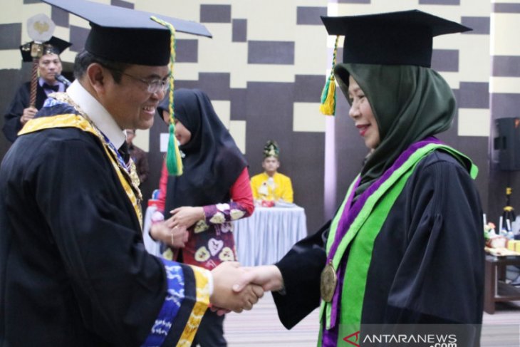 ULM terus tambah jumlah guru besar