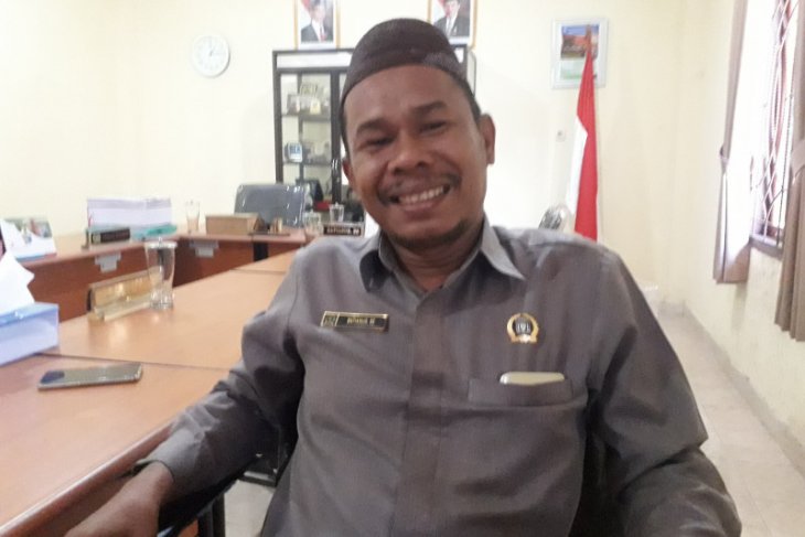 DPRD Bangka Tengah minta PDAM berbenah untuk raih untung