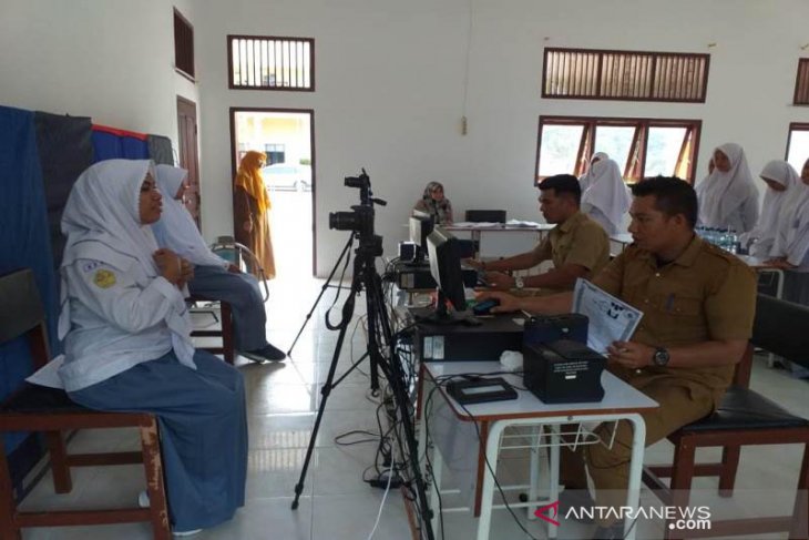 Disdukcapil sasar sekolah kejar target rekam e-KTP
