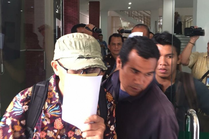 Kejati Sumut tahan tersangka korupsi pembangunan runway Nias Selatan