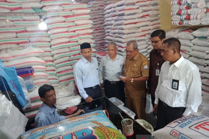 Pemkab berhasil kendalikan kenaikan harga beras di Aceh Barat