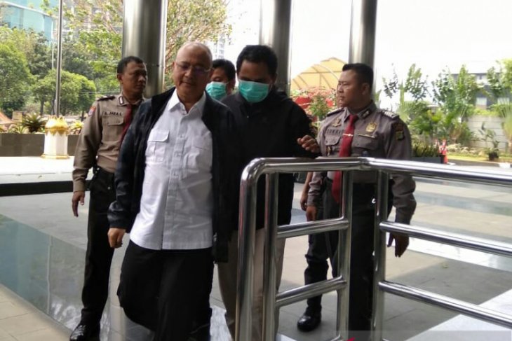 Wali Kota Medan tiba di Gedung KPK jalani pemeriksaan