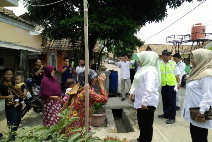Bupati Irna datangi warga Kadomas terdampak reaktivasi rel kereta api Rangkas-Pandeglang