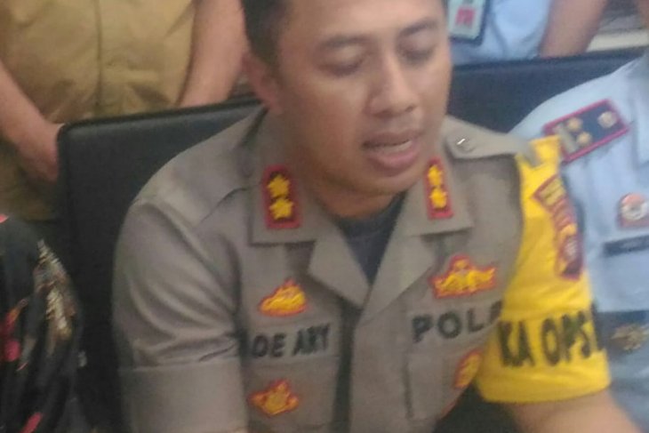 Napi Bong Min tewas gantung diri di WC