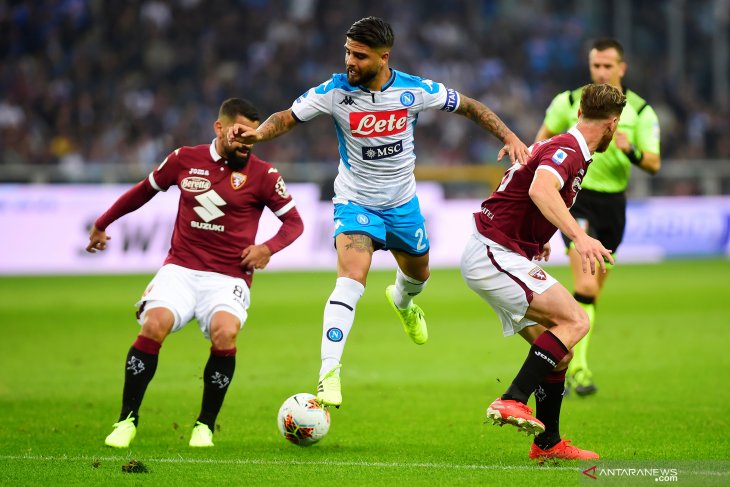 Bos Napoli Aurelio De Laurentiis minta Insigne ubah perilaku